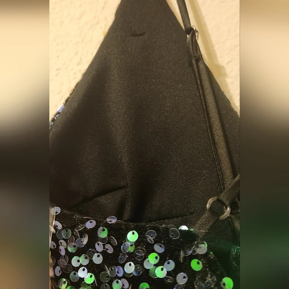 Pear Culture Deep V-Neck Ombre Sequin X-Back High Slit Long Dress - Picture 7 of 12